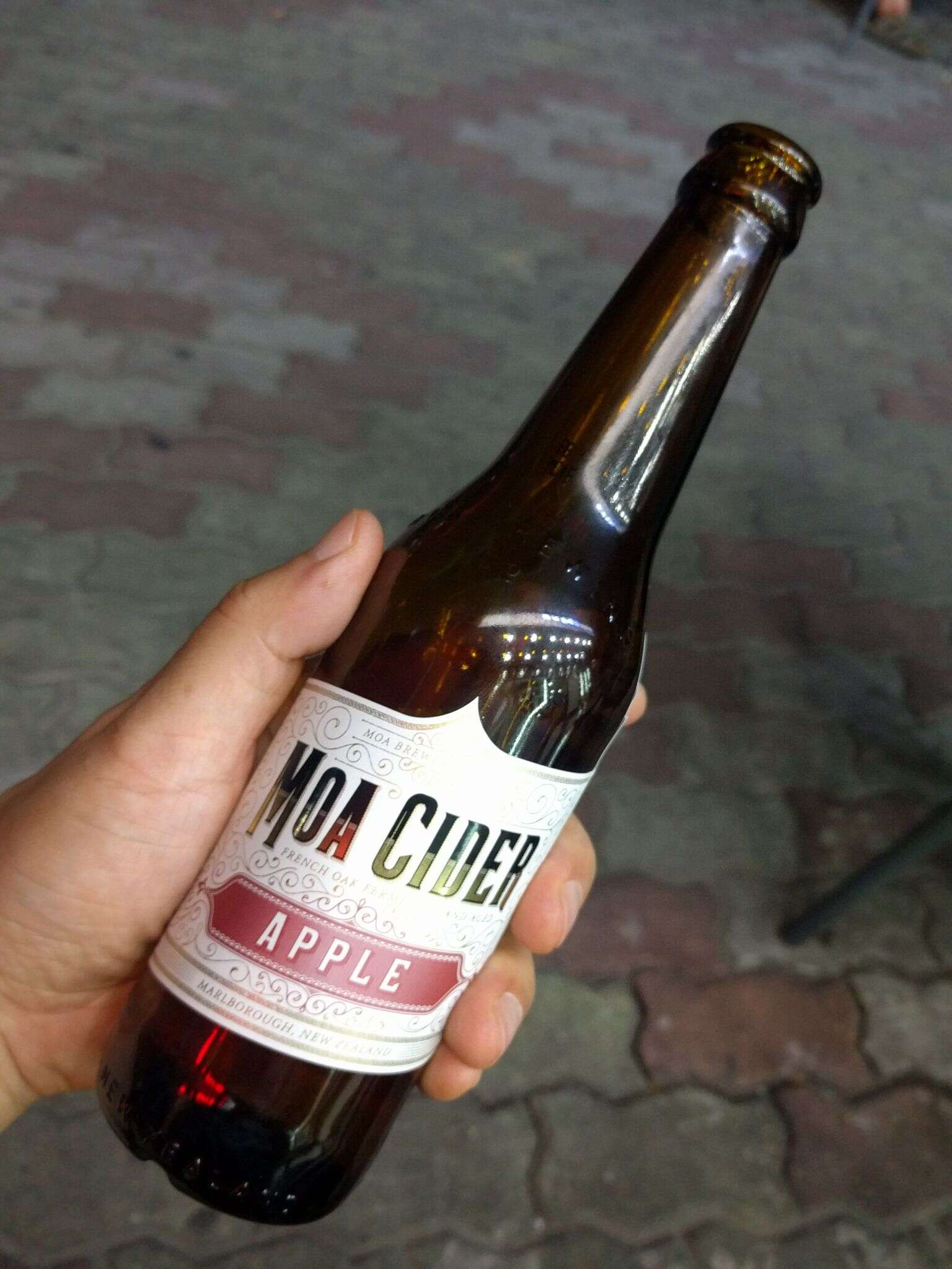 Moa Cider   Apple 20160829 211017
